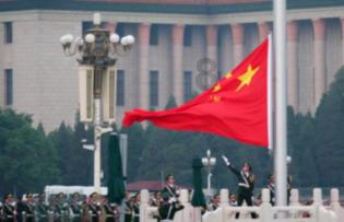 武汉最便宜公交车刷卡仅收一分钱,公司回应